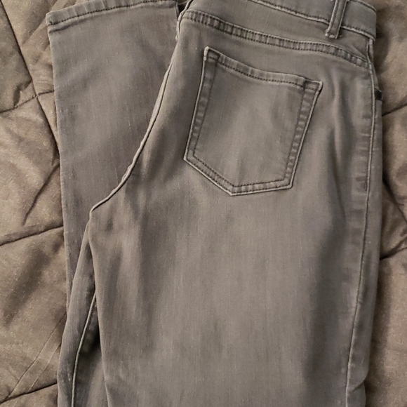 Jegging - Picture 2 of 2